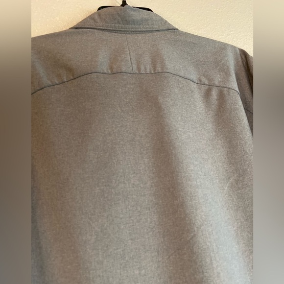 All In Motion~NWT~Men’s Recycled Polyester~Snap Closure~Quick Dry Shirt~Size XL - Picture 15 of 16